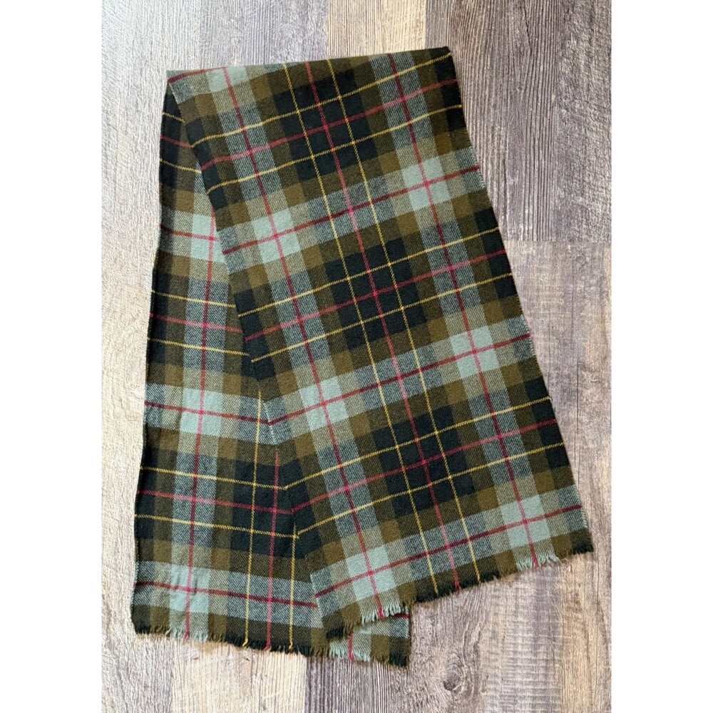 Vintage Bloomingdale’s Scotland 100% Wool Plaid Tartan Scarf Green Red Fringed